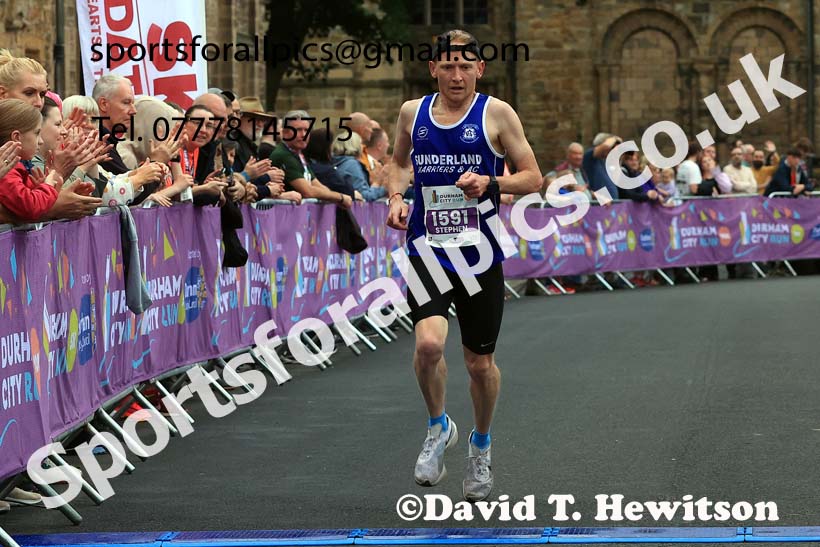 Durham City Run 10k, 2024 Durham City Run 5k and 10k,.  Photo: David T. Hewitson/Sports for All Pics